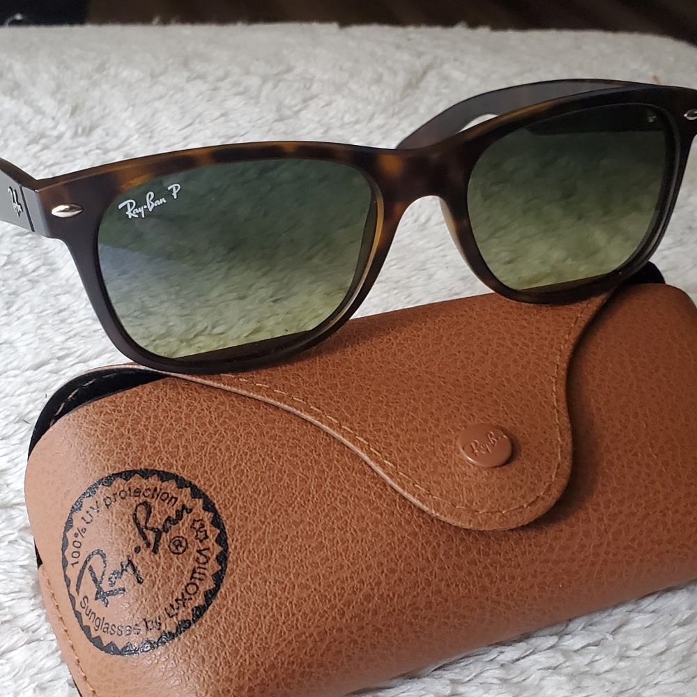 RAY BAN 2132 NEW WAYFARER